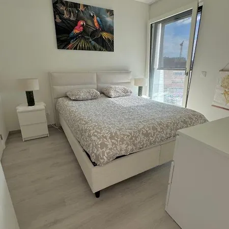 Splendide Au Centre De - Complexe Paradis Express Liège